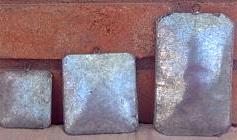 ORNAMENT PUFFED RECTANGLE FOLK ART TIN