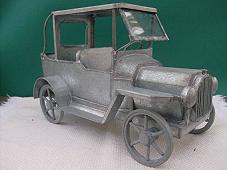 FOLK ART TIN LIZZIE'S - PARSON'S CARRIAGE